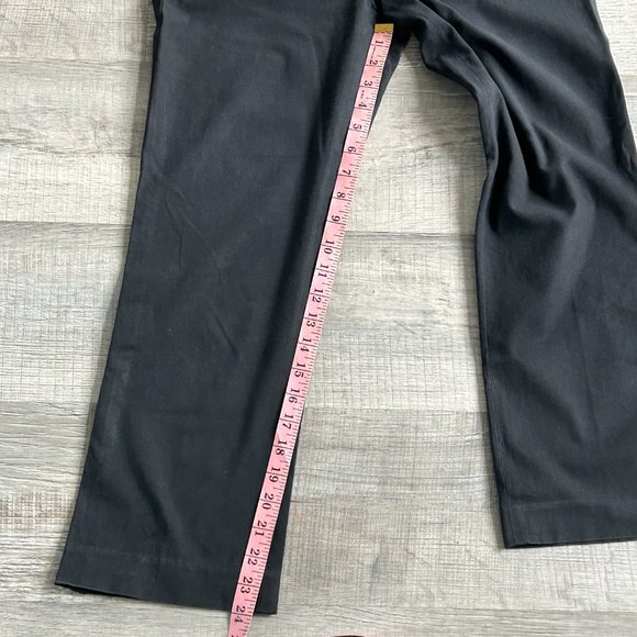 Theory for Scoop Cotton Blend Kick Pants (size 4) - Picture 5 of 10